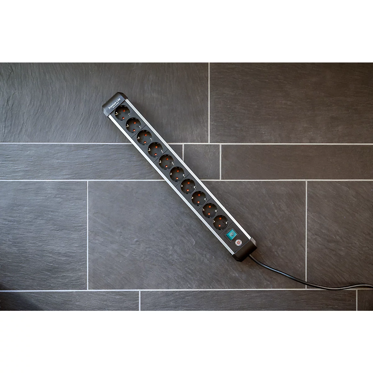 Brennenstuhl Premium-Alu-Line contactdoosstrook, 10-voudig, aluminium, 3m kabel, verlichte veiligheidsschakelaar, 45° opstelling, zwart/zilver