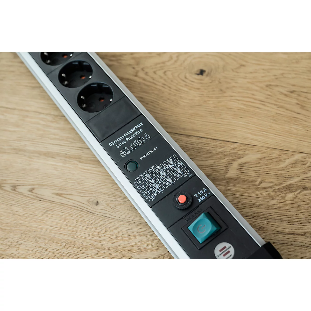 Roter Kreis mit Stecker-Symbol und '3 m' Schriftzug.