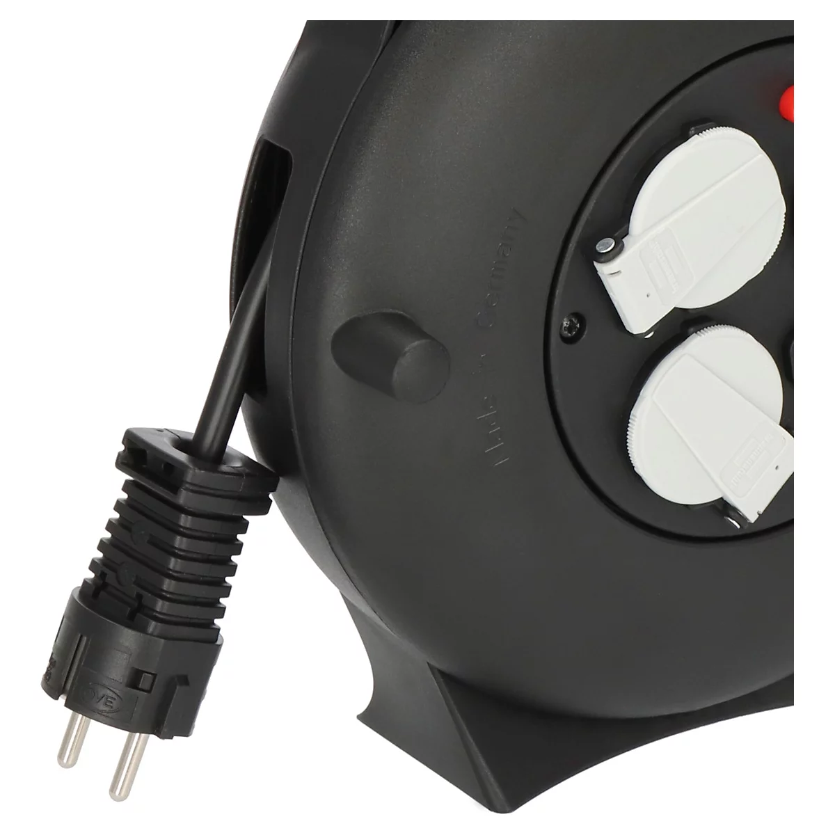 Schwarze Kabeltrommel mit Griff und Stecker. Aufkleber mit Produktinformationen.