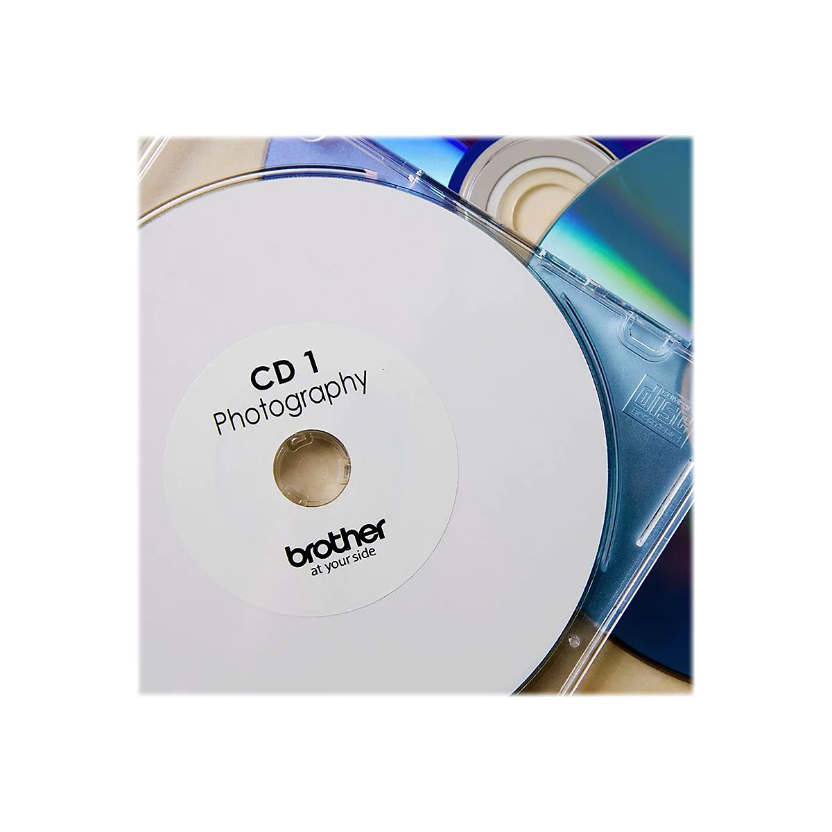 Brother DK-11207 - Schwarz auf Weiß - 100 CD/DVD-Etiketten - für Brother QL-1050, 1060, 1110, 500, 550, 560, 570, 580, 600, 650, 700, 710, 720, 820