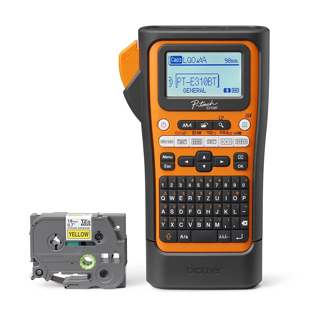 Labelprinter met gele tape cassette. Het apparaat is oranje en zwart, met toetsenbord en display.