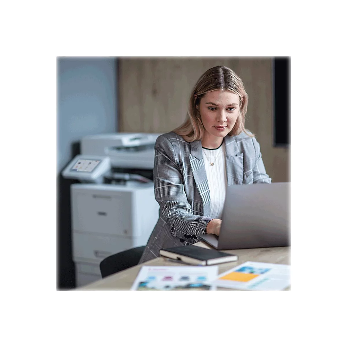 Brother MFC-L9630CDN - Multifunktionsdrucker - Farbe - Laser - A4/Legal (Medien) - bis zu 40 Seiten/Min. (Kopieren)