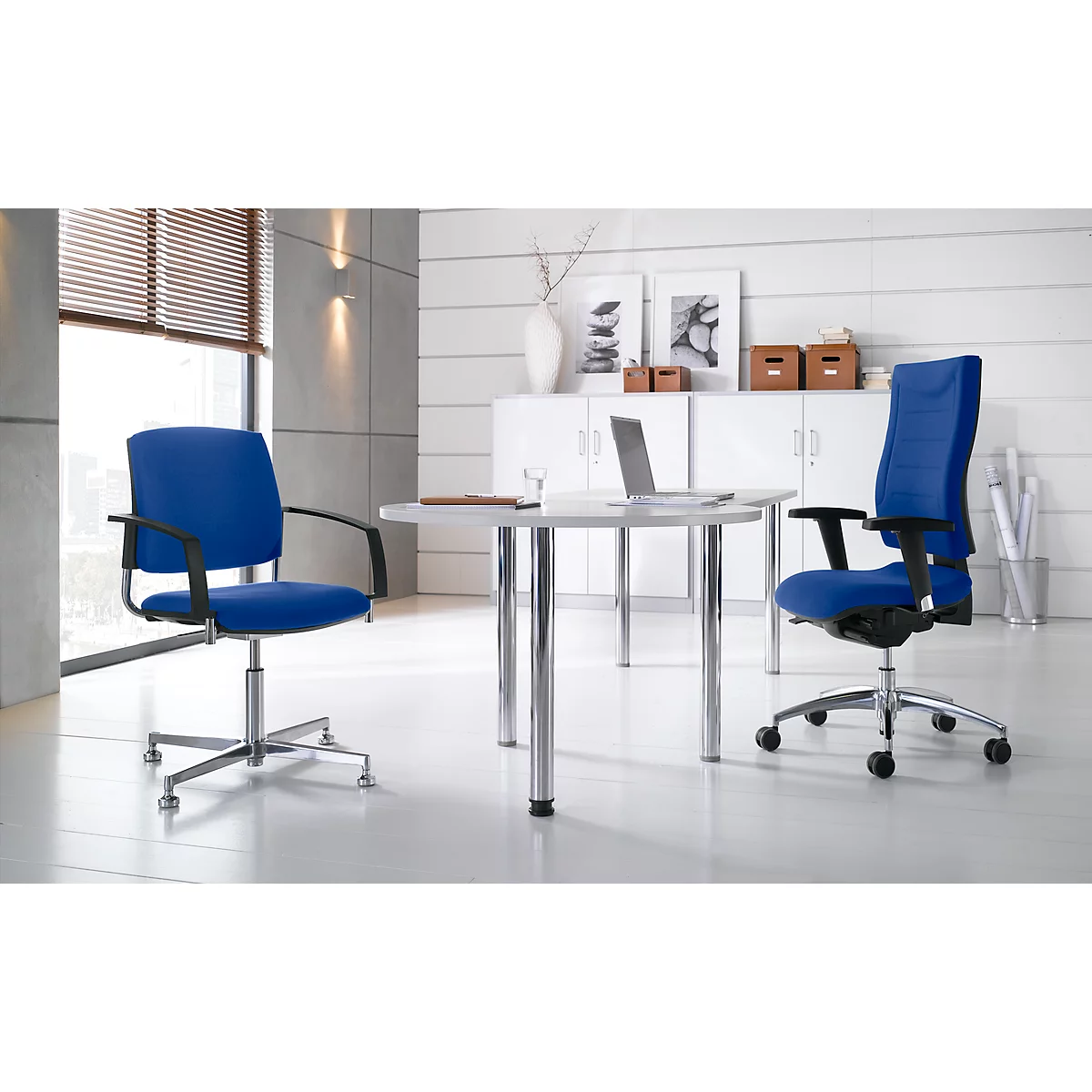 Bürostuhl SSI PROLINE P3+, Synchronmechanik, ohne Armlehnen, Lendenwirbelstütze, 3D-Sitzgelenk, blau