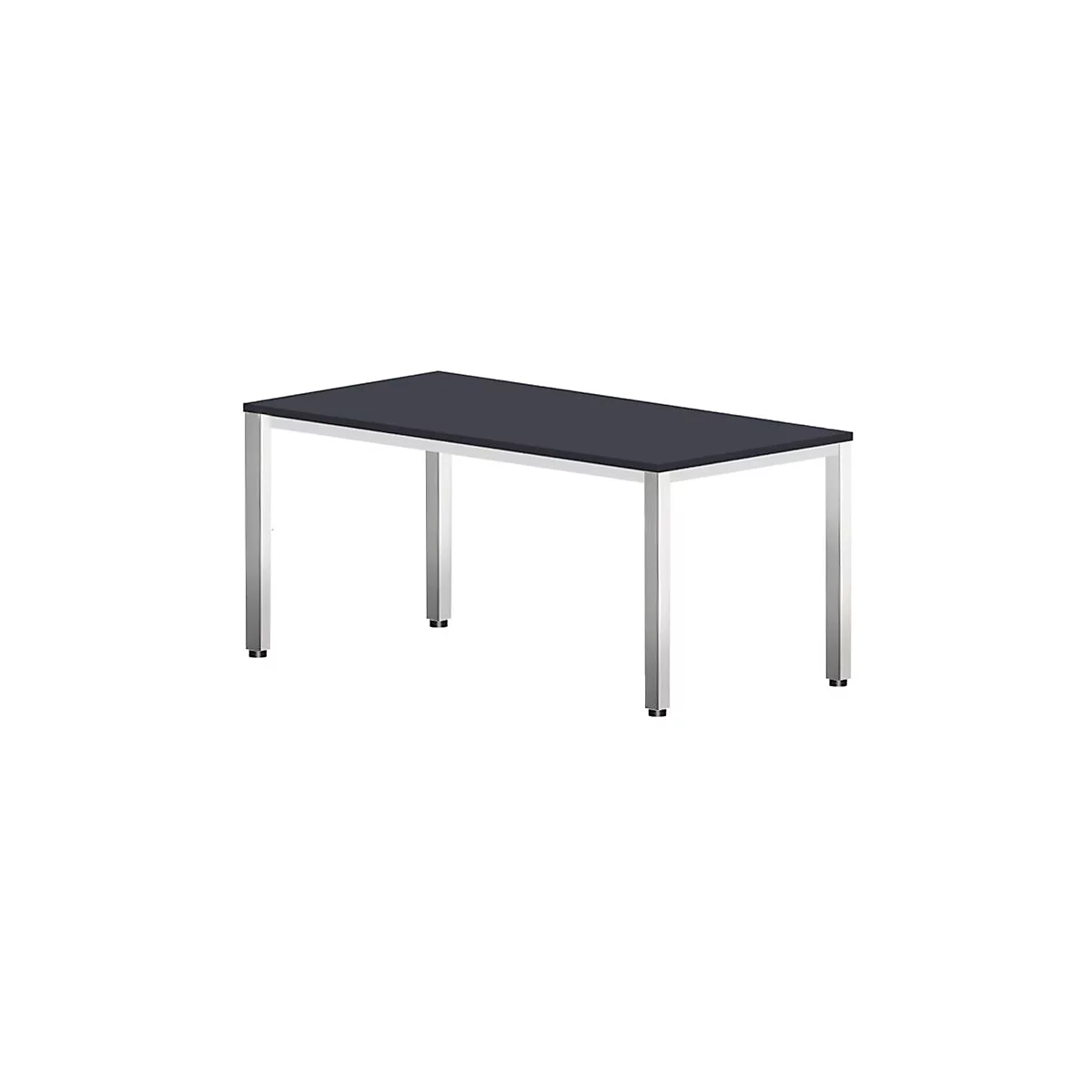 Une table rectangulaire avec un plateau sombre et des pieds argentés. Les pieds de la table sont carrés et ont de petits pieds noirs.