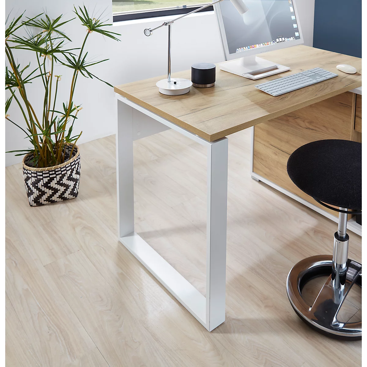 Bureau met sideboard LIONI, rechthoekig, lopers, B 1200 x D 1170 x H 750 mm, Navarra eik reproductie/wit