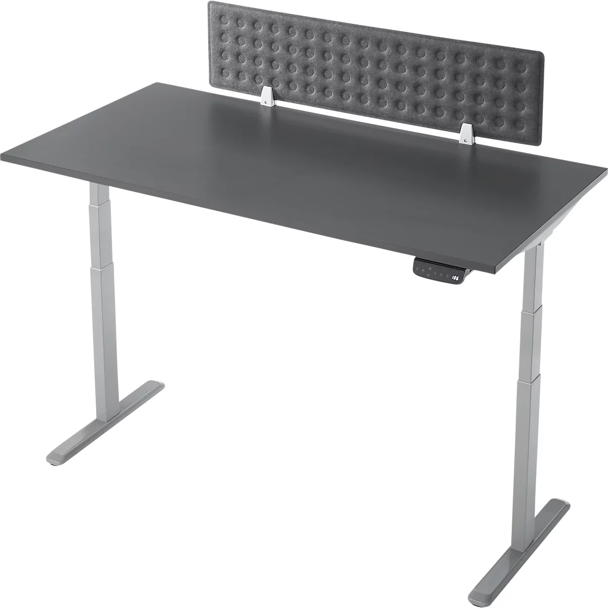 Een in hoogte verstelbaar bureau, grijs, met een gewatteerd paneel en bedieningspaneel.