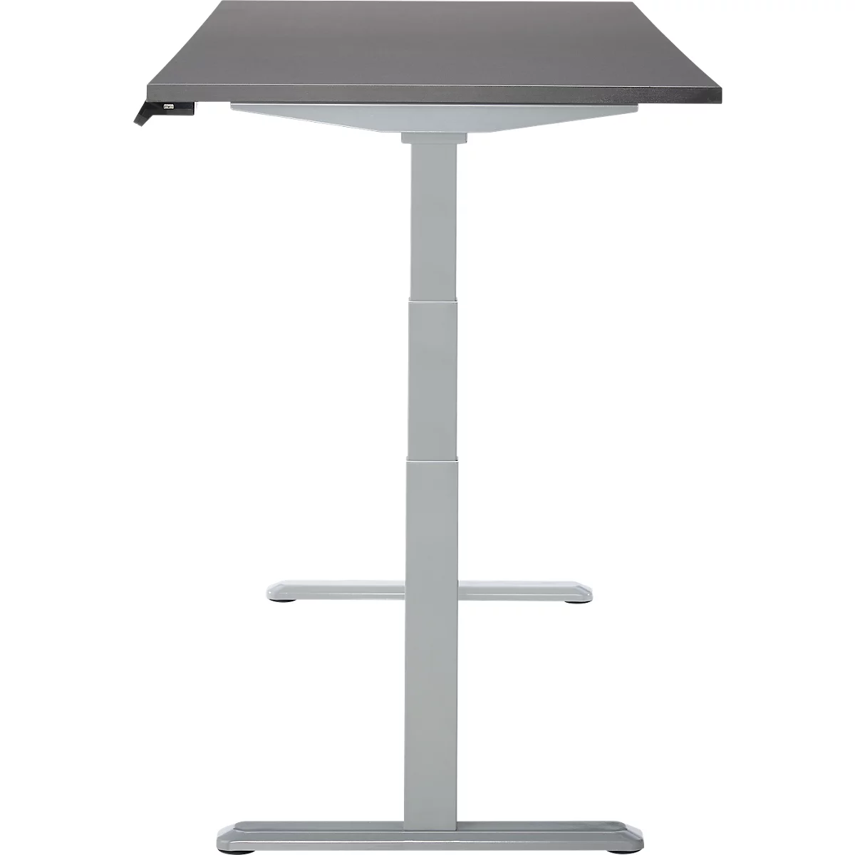 Bureau debout gris, avec fonction réglable en hauteur. Le plateau est rectangulaire, le cadre est argenté.