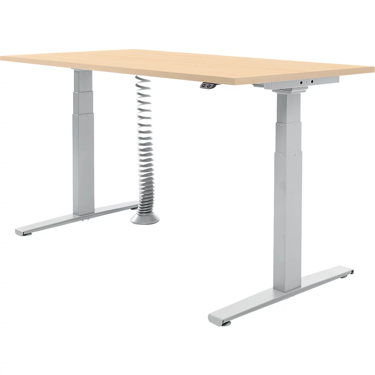 Un bureau réglable en hauteur avec un plateau en bois clair et un cadre en métal argenté sur fond blanc.