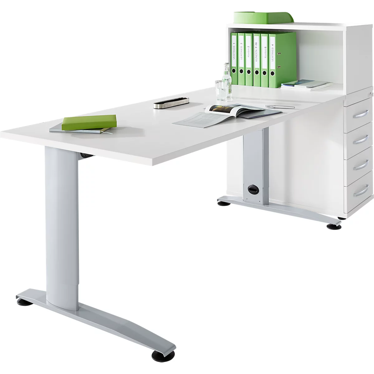 Witte bureau met rek en lades. Groene mappen, een telefoon en een boek op het bureaublad.