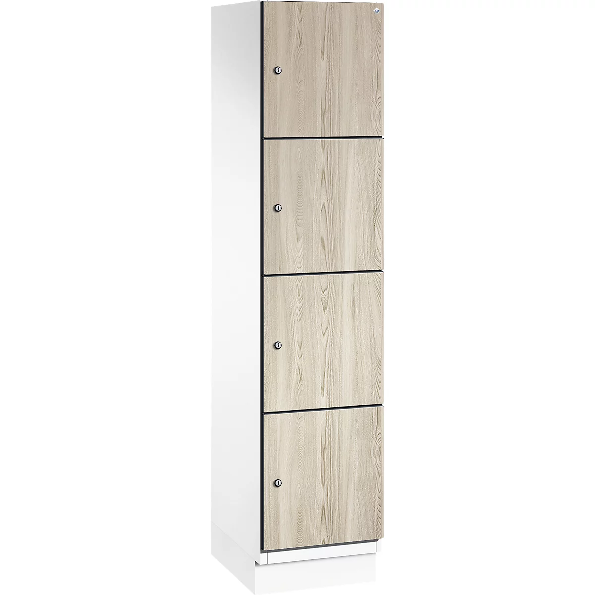 Kast met vier compartimenten, lichte houtlook met zilveren handgrepen. Witte zijde.