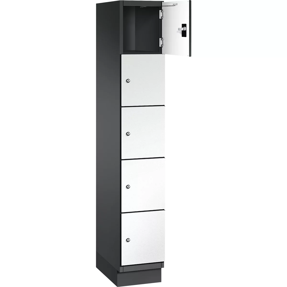 Een grijze locker met vier witte deuren, één deur is open.
