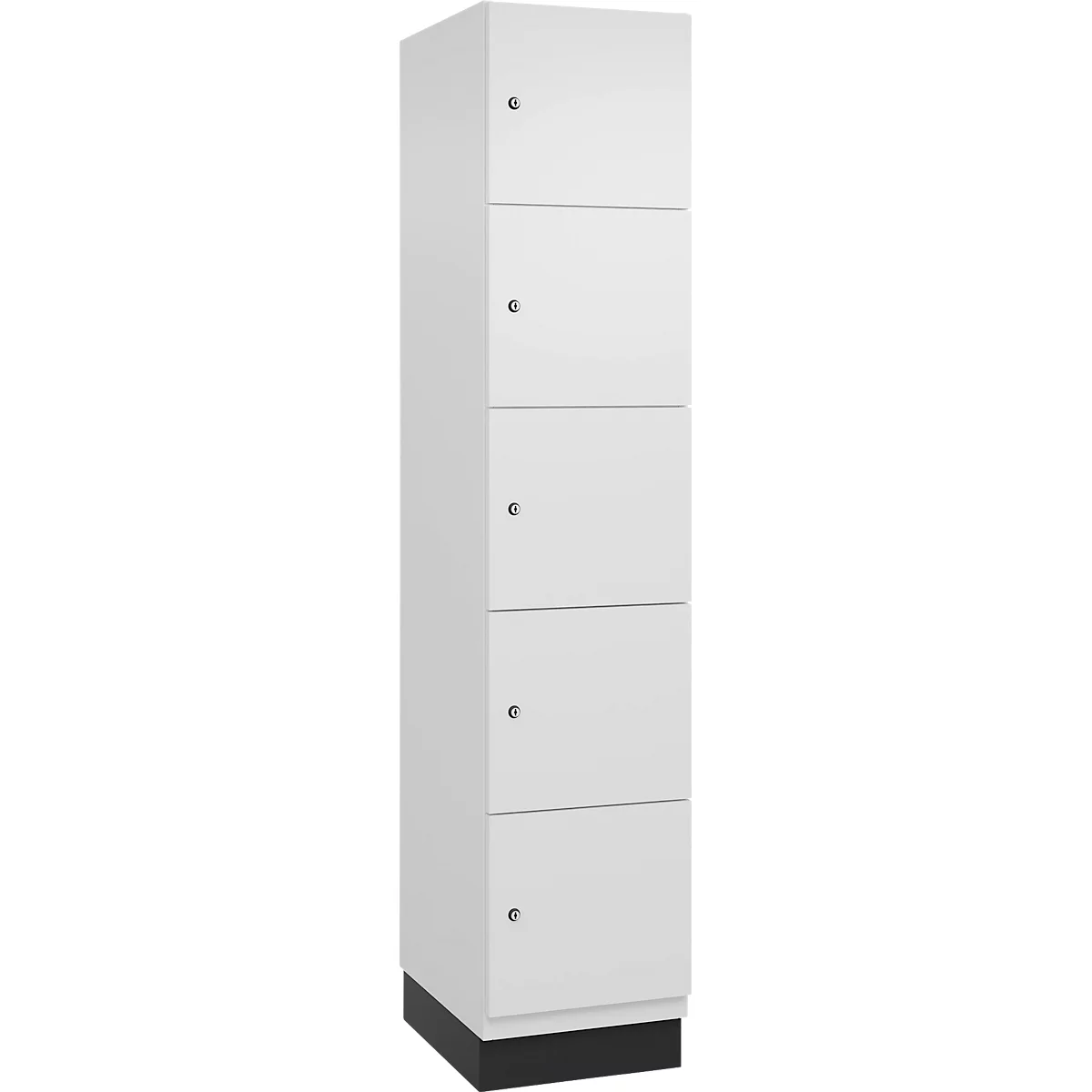 Hoge witte kast met vijf vakken, zilveren knoppen en zwarte basis.