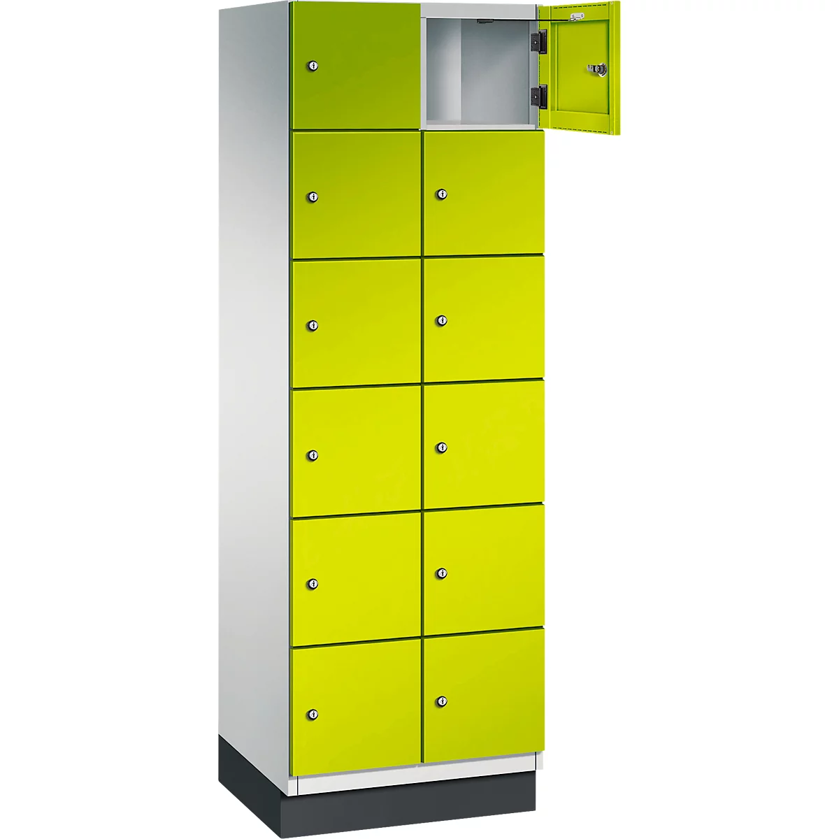 Een groene kast met meerdere vakken, één vak is open.