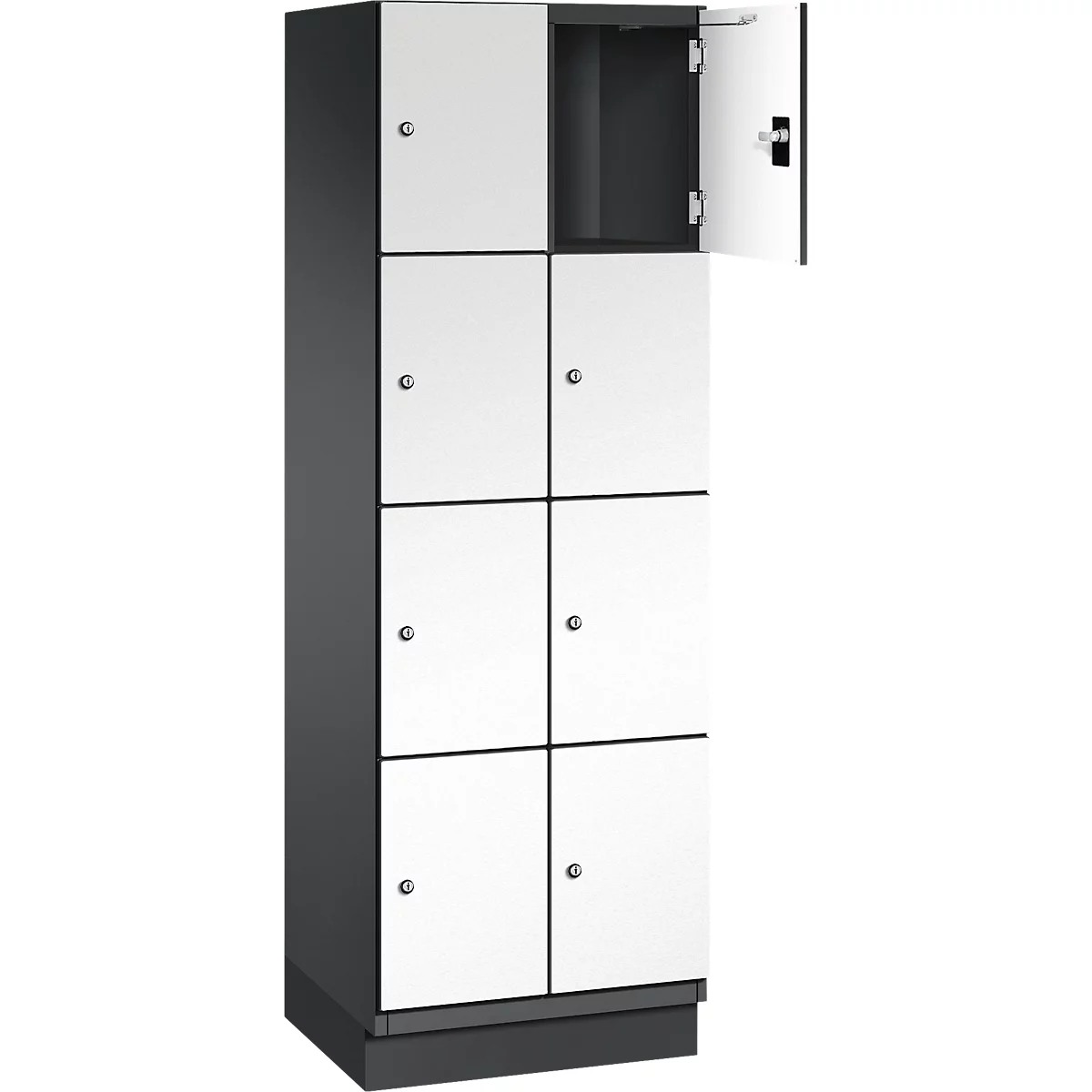 Een kast met witte deuren, waarvan één open, een grijs frame. Individuele sloten op de deuren.