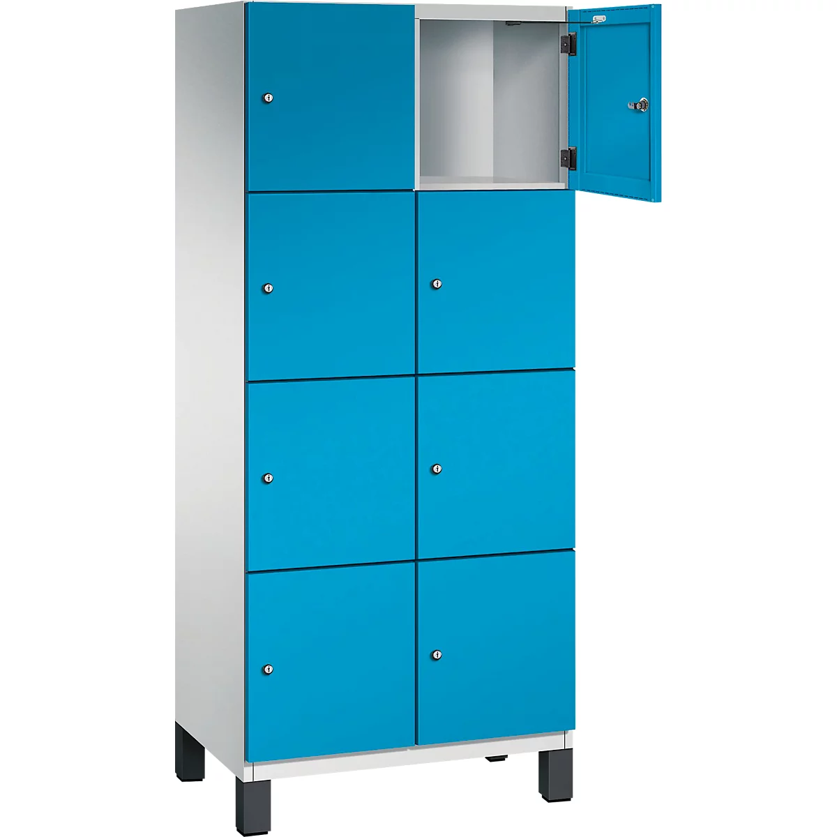 Een blauwe locker met acht compartimenten, waarvan één open is. De locker staat op zwarte poten.