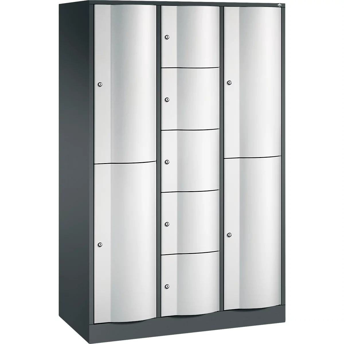 Grijze locker met zes compartimenten. Elk compartiment heeft een kleine, ronde handgreep.