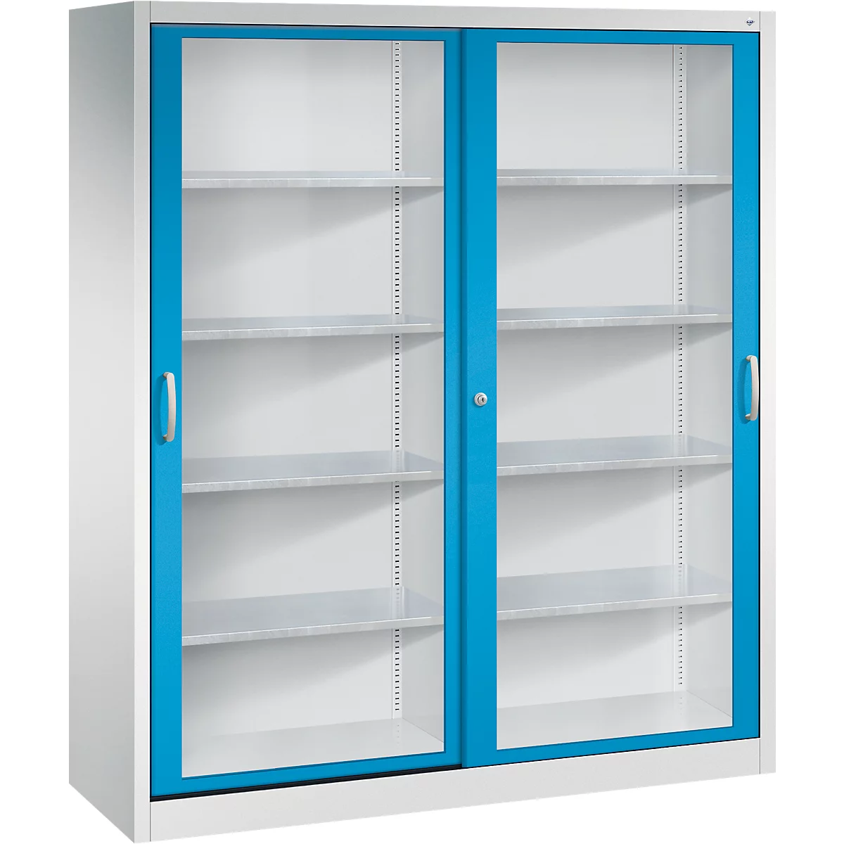 Grote metalen kast met lichtblauwe frames, glazen schuifdeuren en meerdere interne legborden.
