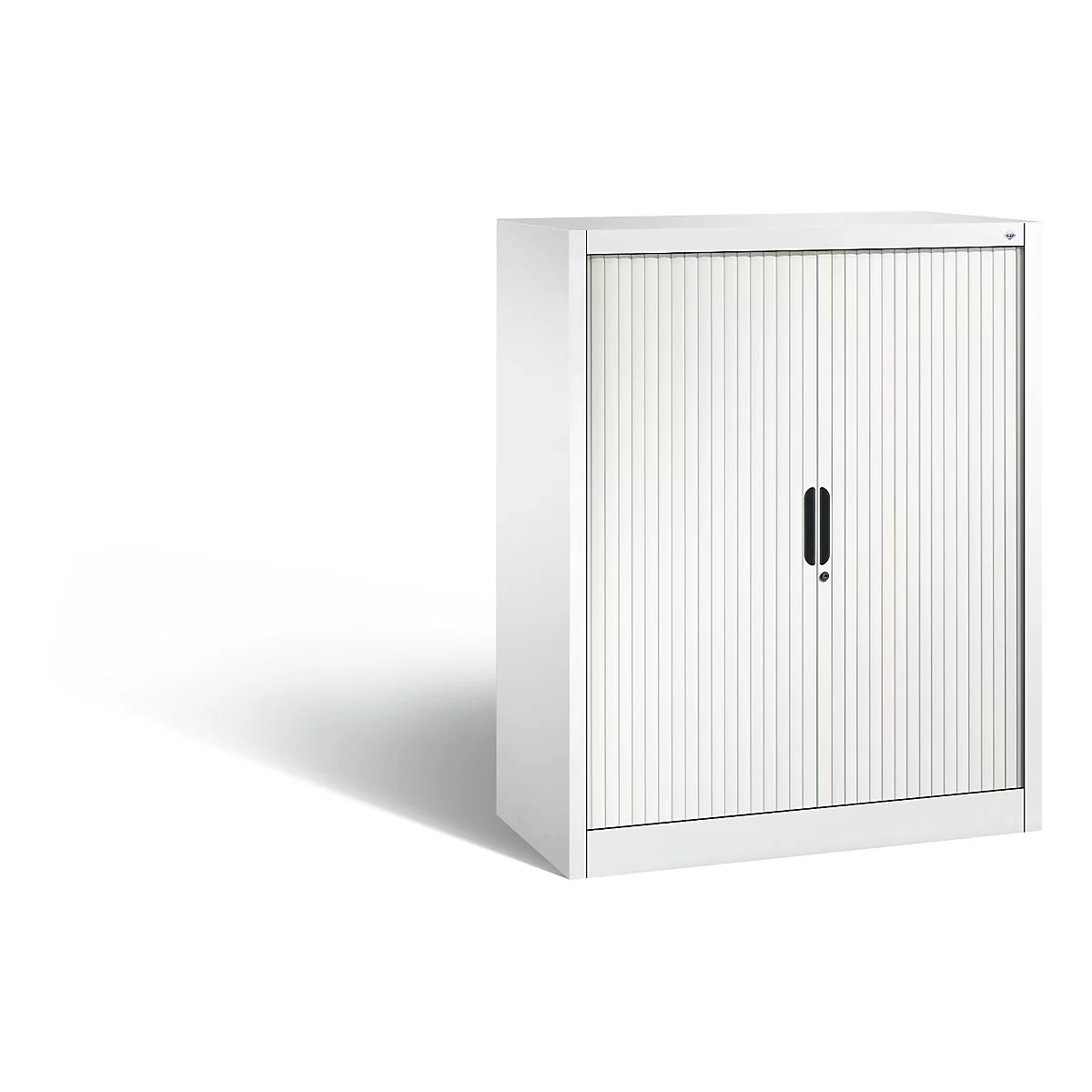 Weißer Büroschrank mit Lamellentüren, schwarzem Griff und Schloss.
