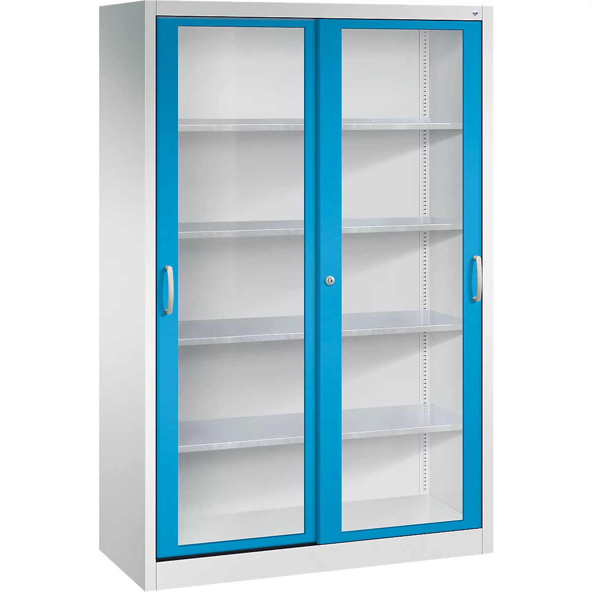 Grauer Metallschrank mit zwei blauen Schiebetüren mit Glasfenstern und vier Einlegeböden vor weißem Hintergrund.