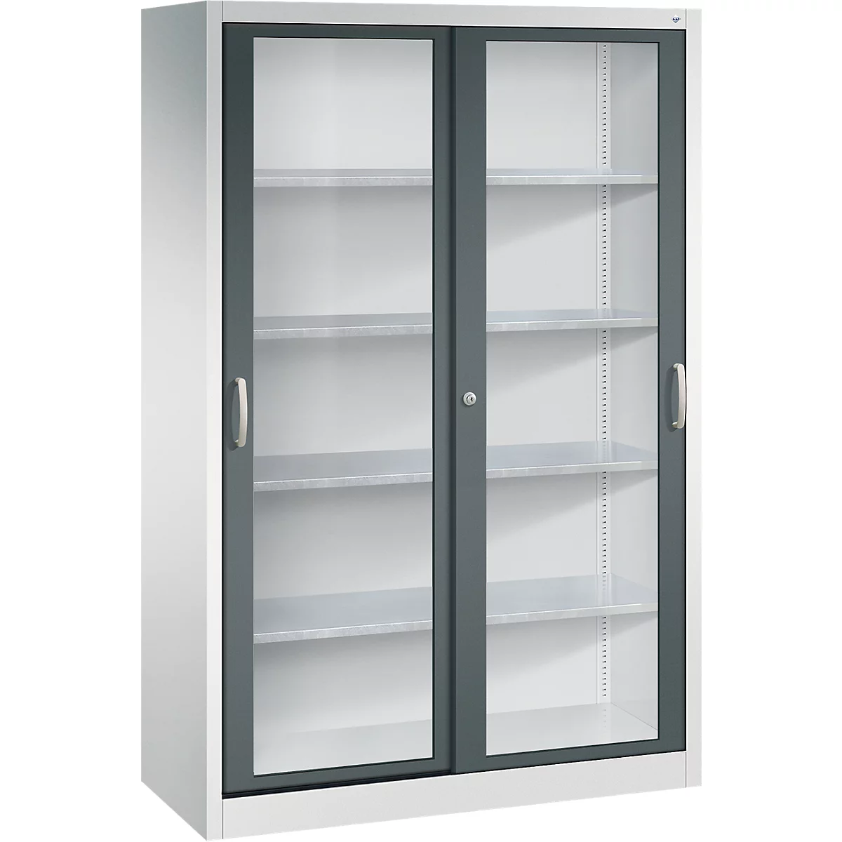 Büroschrank in Weiß mit zwei grauen Schiebetüren mit Glaseinsätzen und mehreren Regalböden.