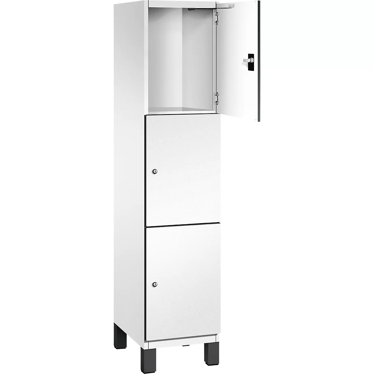 Weißer Schrank mit zwei Türen, eine offen. Schwarze Füße und Beschläge.