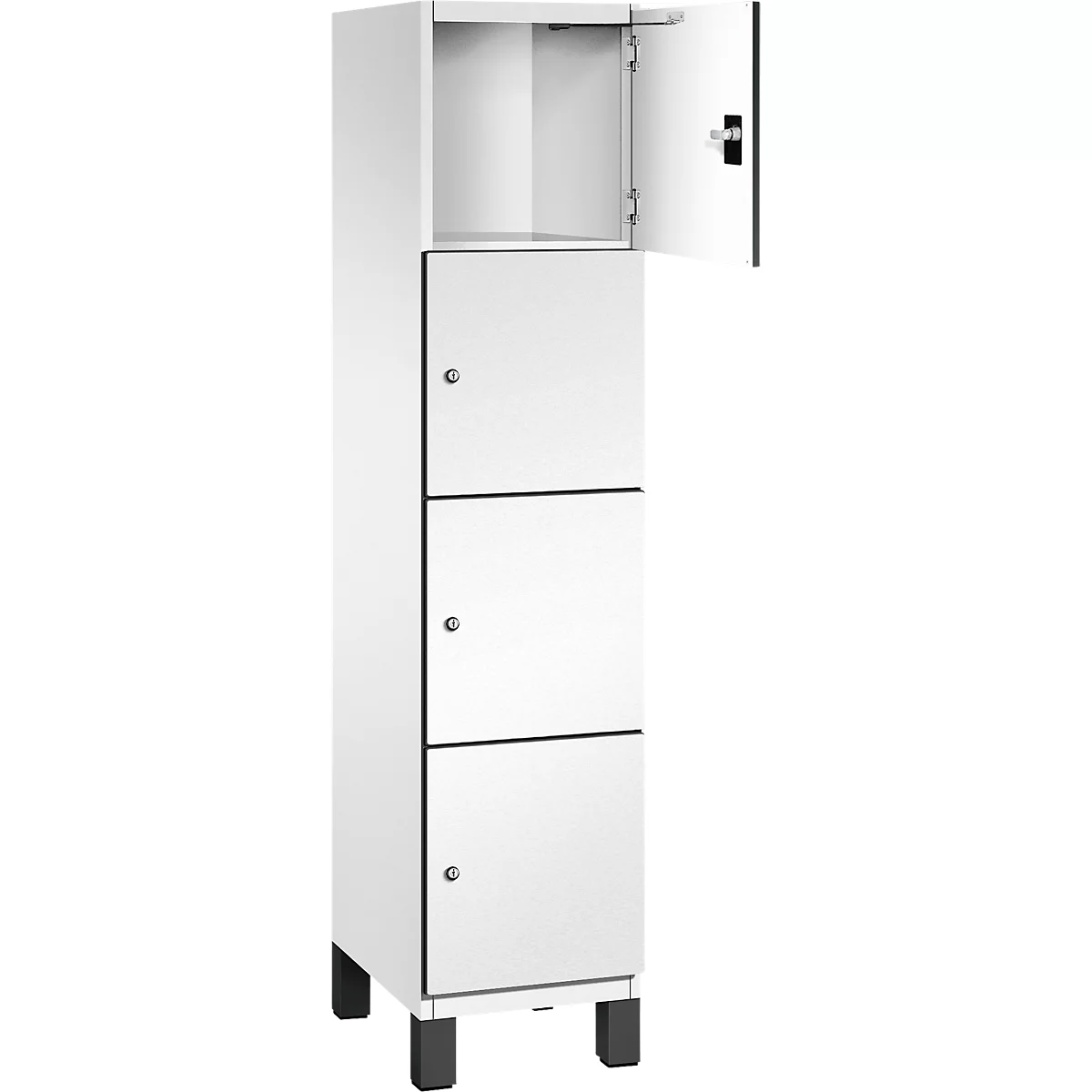 Weißer Spind mit drei Türen, eine davon geöffnet.