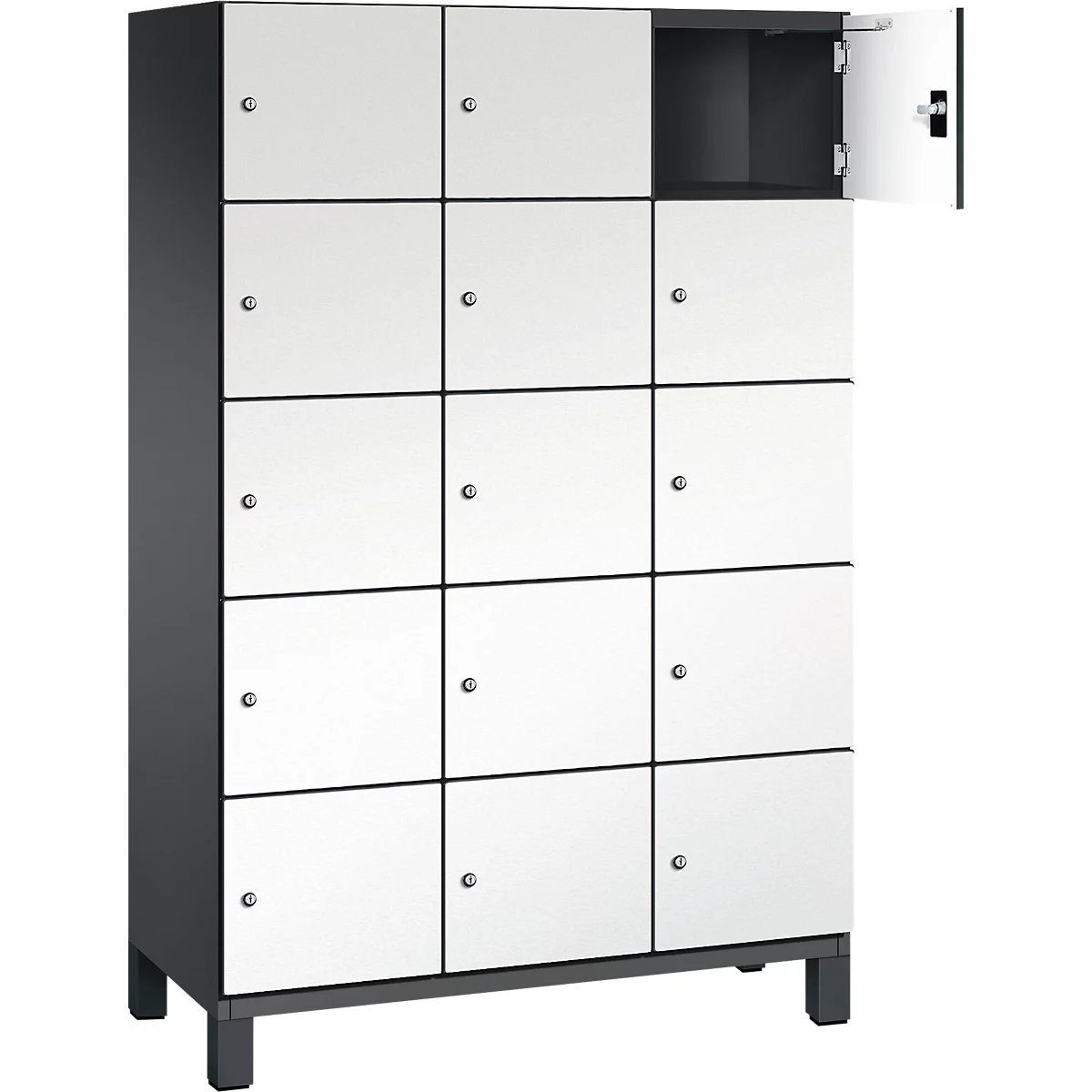 Schrank mit 12 Fächern. Eine Tür ist offen. Türen weiß, Rahmen schwarz.