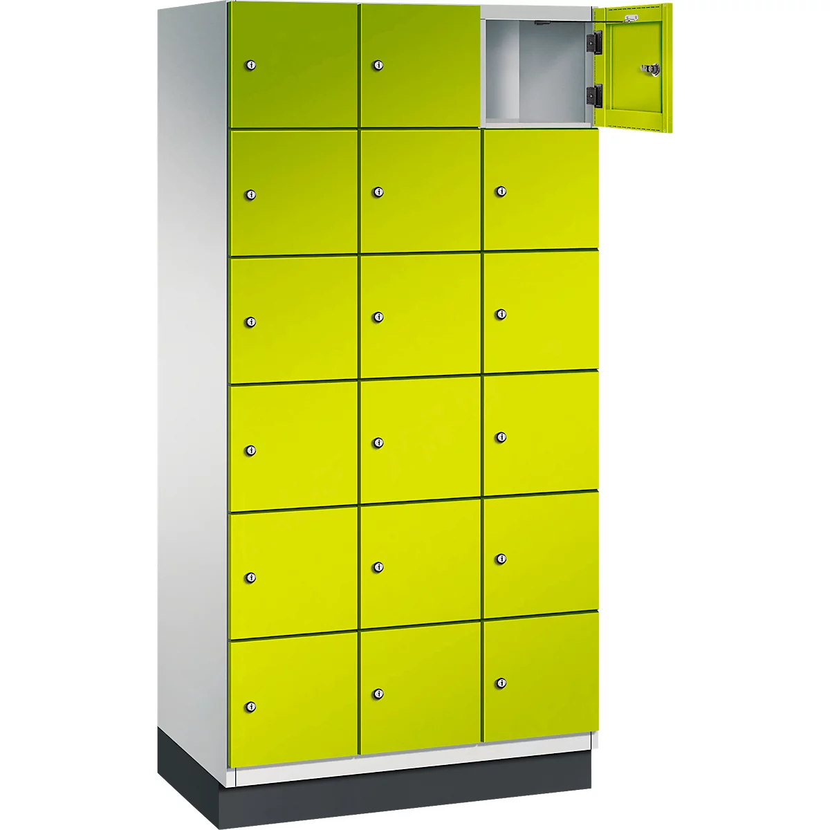 Ein grüner Spind mit offenen Fächern, die Innenräume sind hellgrau. Schwarze Linien umrahmen die einzelnen Türen.