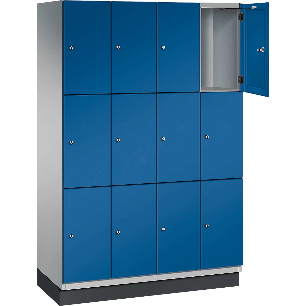 Blauer Schrank mit 12 Fächern, ein Fach geöffnet.