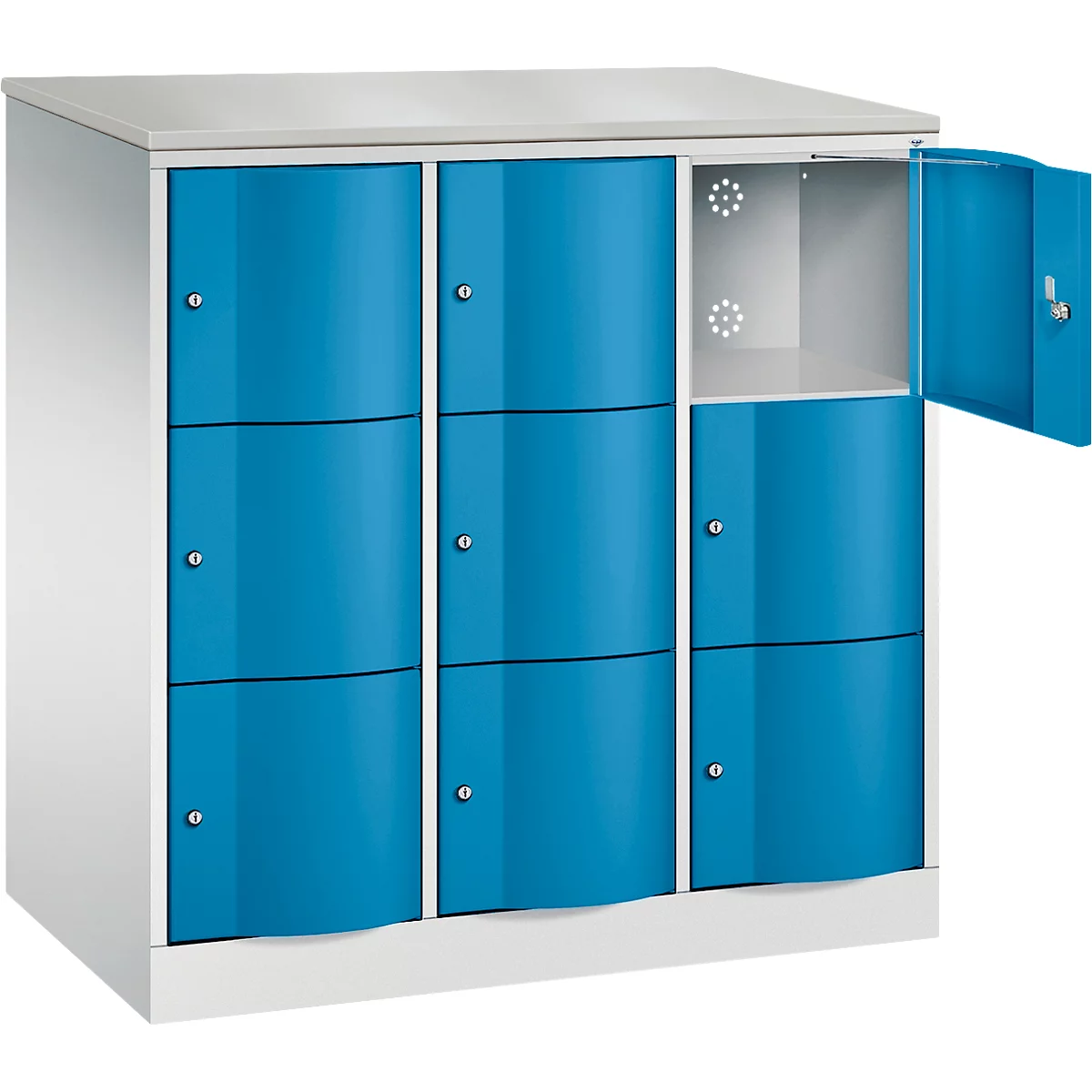 C+P Schließfachschrank Resisto, 3 Abteile, 9 Fächer, B 1148 x T 640 x H 1255 mm, Lichtgrau/Lichtblau