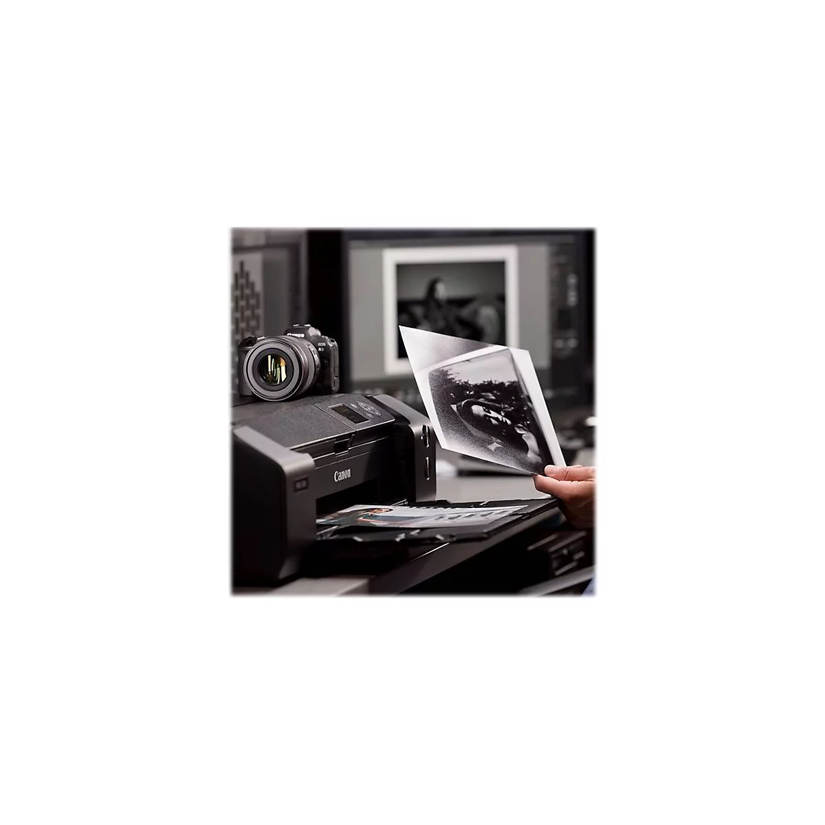 Canon imagePROGRAF PRO-300 - 330 mm (13') Großformatdrucker - Farbe - Tintenstrahl - A3/Ledger - bis zu 4.25 Min./Seite (einfarbig)/ bis zu 4.25 Min./Seite (Farbe)