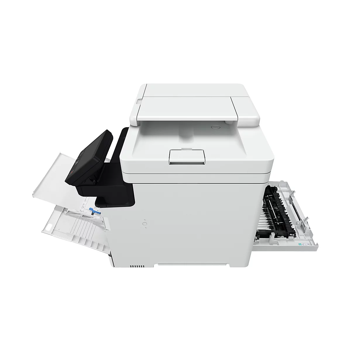 Une imprimante multifonction blanche, partiellement ouverte, sur fond blanc. Le papier est dans le bac de sortie.