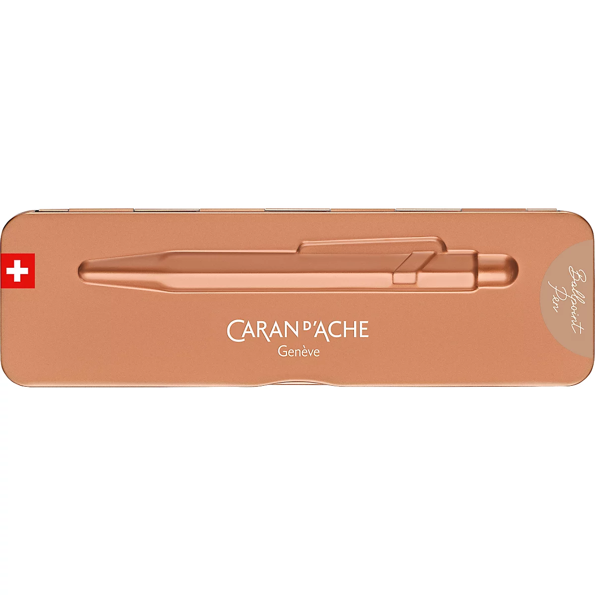Kupferfarbener Stift in einer länglichen, rosafarbenen Schachtel. Schweizer Flagge. Schriftzug: Caran d'Ache Genève, Ballpoint Pen.
