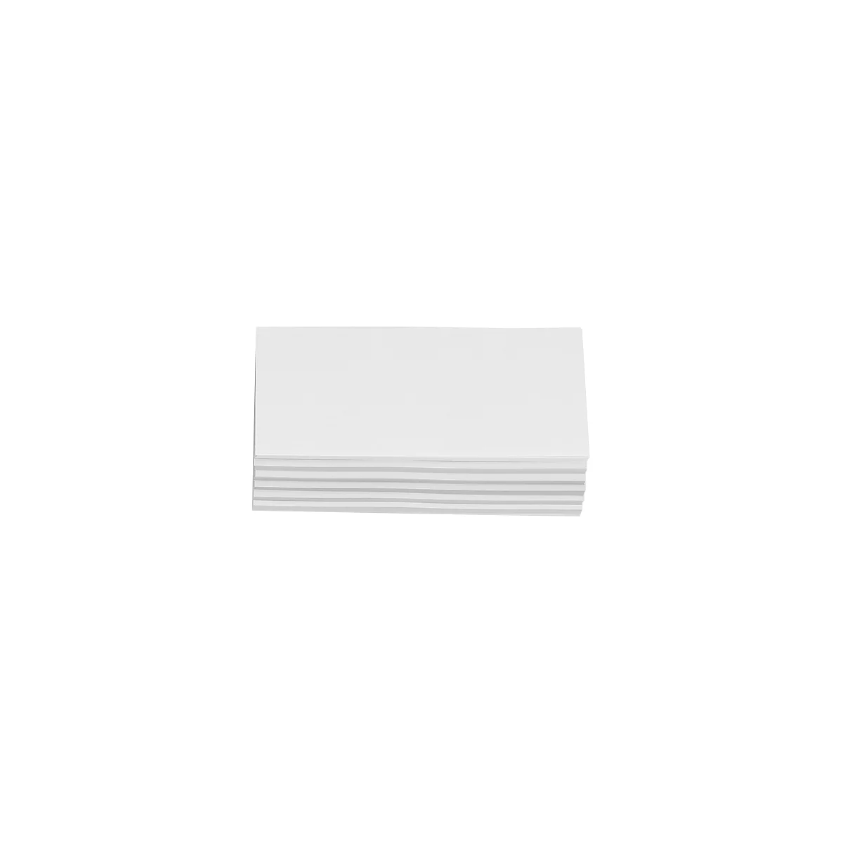 Pile de feuilles de papier blanches avec des bords gris.