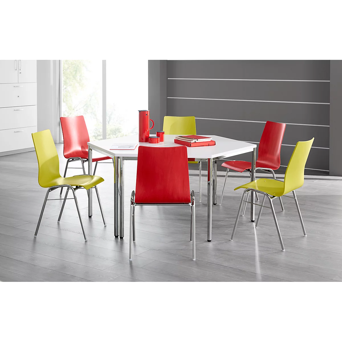 Chaise coque 720, empilable, coque d'assise rectangulaire, rouge
