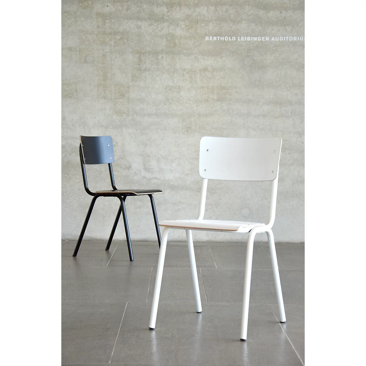 Chaise empilable ZERO, empilable jusqu'à 4 pièces, socle en tube rond, L 380 x P 380 x H 460 mm, blanc/blanc, 2 pièces