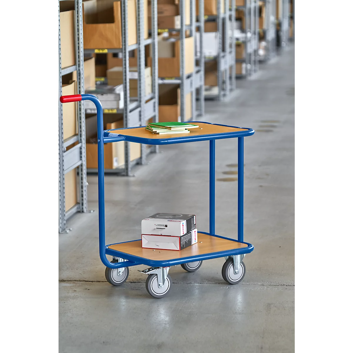Chariot à barre de poussée avec 2 surfaces de chargement en bois