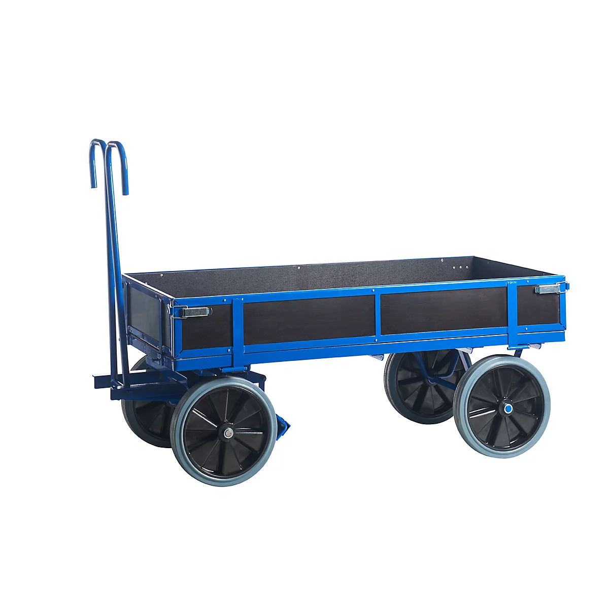 Chariot de transport bleu avec une zone de chargement noire et quatre roues, sur fond blanc.