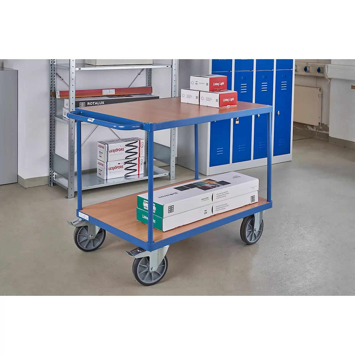 Chariot de transport, acier/bois, 2 étages, L 1000 x l. 700 mm, jusqu’à 600 kg, coloris bleu brillant/hêtre