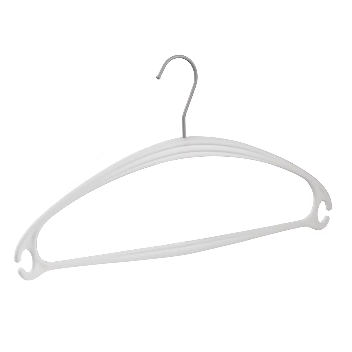 Cintre en plastique blanc avec crochet argenté, vue détaillée sur fond blanc.