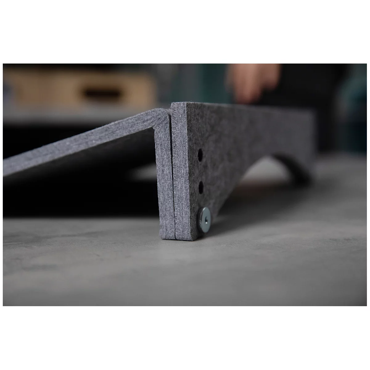 Cirkelvormige documenthouder Bakker Elkhuizen FlexDoc, 60% gerecycled materiaal, B 385 x D 260 x H 80 mm, lichtgrijs