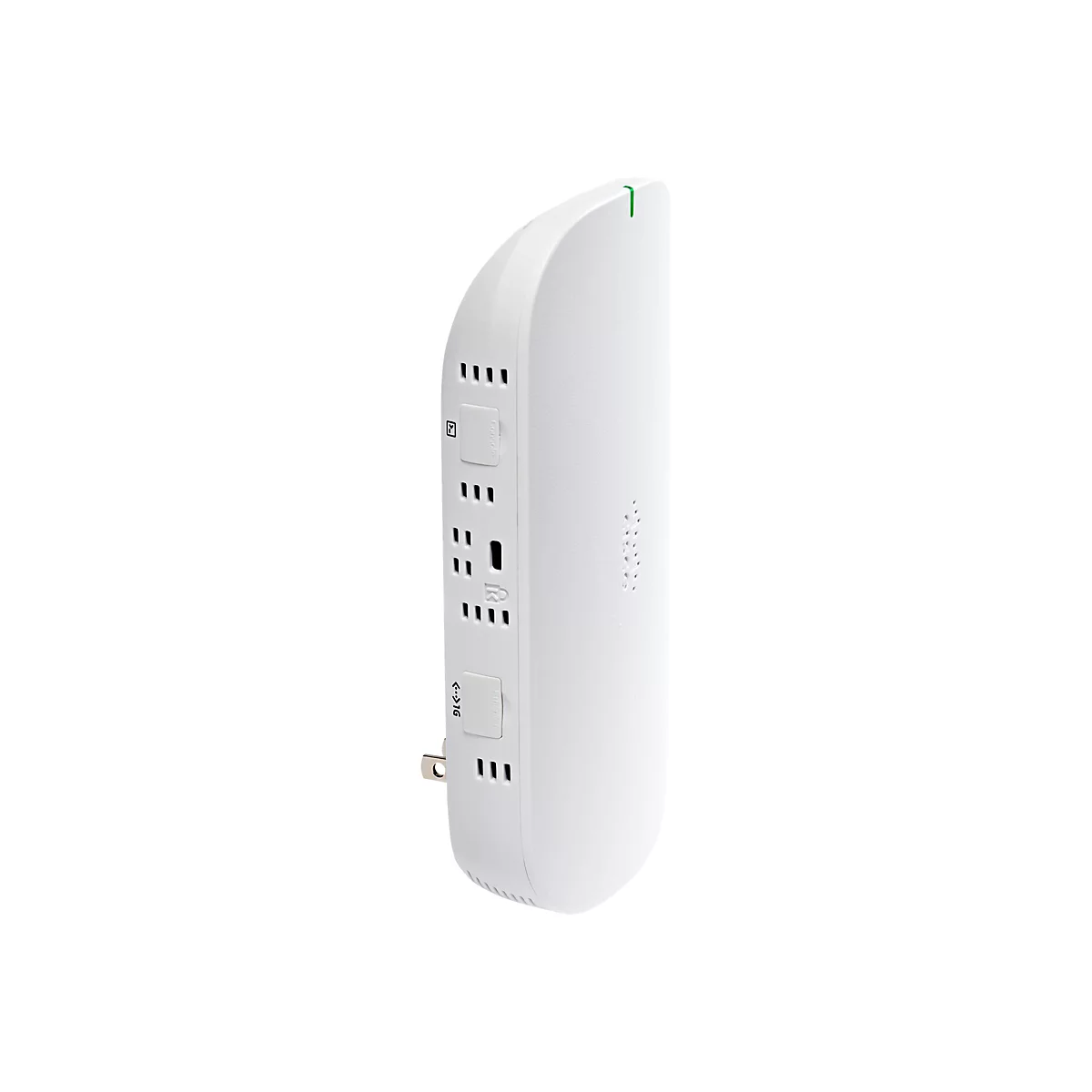 Ein weißer WLAN-Repeater, der an eine Steckdose angeschlossen ist. Er hat eine abgerundete Form und eine grüne LED. Ports und Tasten sind deutlich sichtbar.