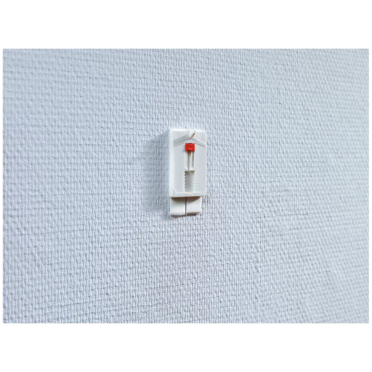 Clou adhésif tesa®, pour papier peint et plâtre, force adhésive jusqu'à 2 kg, réglable en hauteur, amovible, 2 pièces