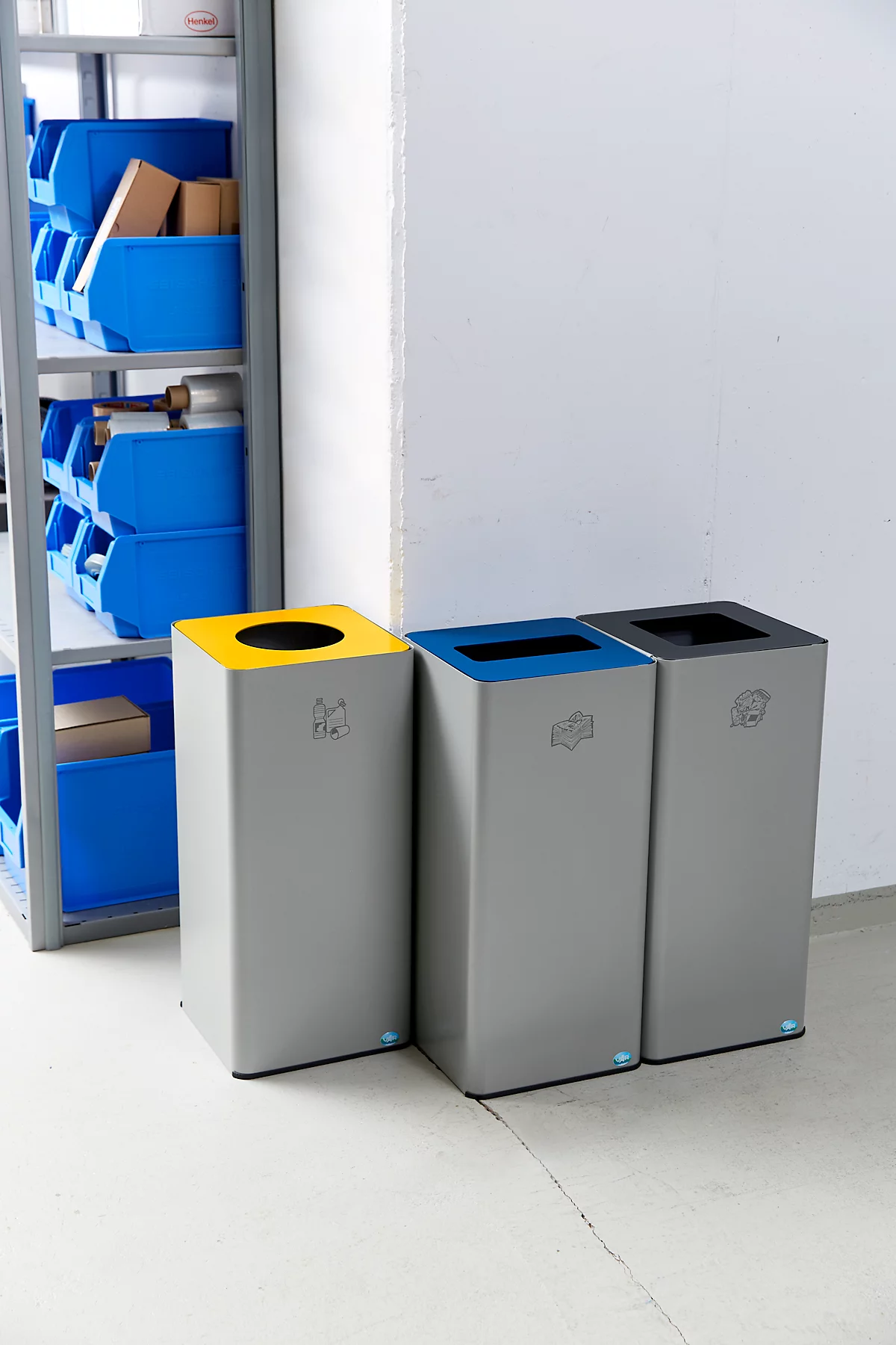 Colector de residuos reciclables VAR Quadro, 3 compartimentos, volumen total 243 l, chapa de acero galvanizada