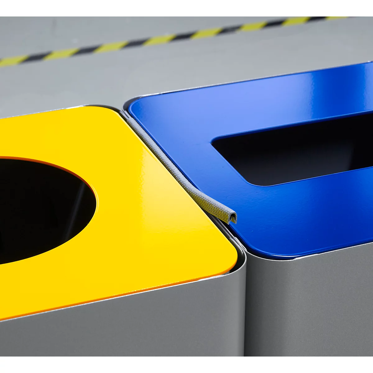 Collecteur de déchets recyclables Quadro VAR - acier - 3 x 81 L - galvanisé