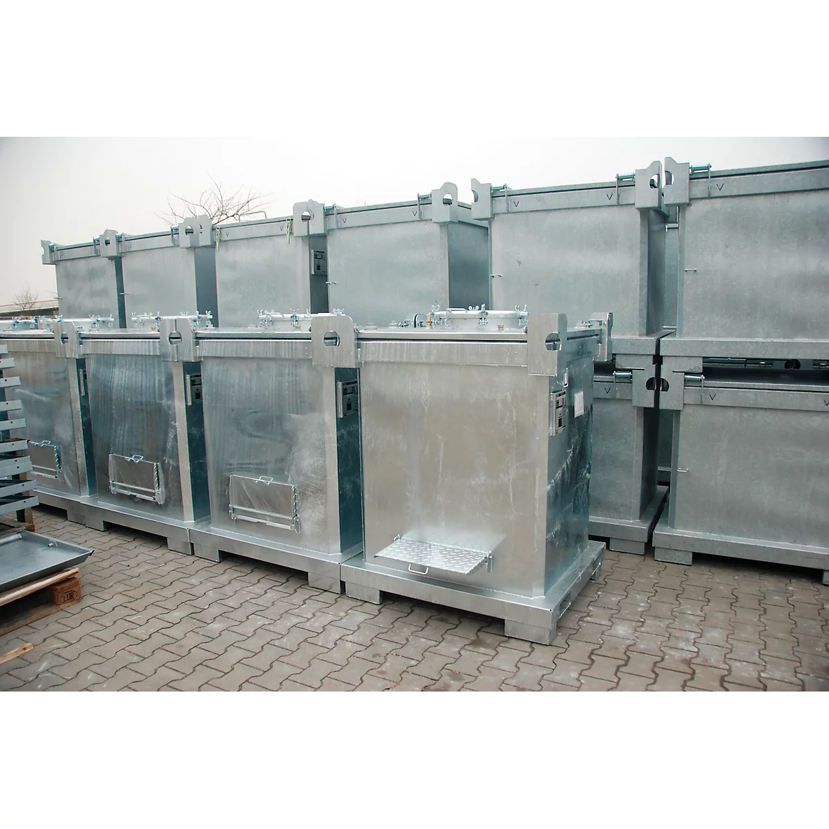Conteneur de déchets dangereux BAUER SAF 1000, en tôle d'acier, galvanisé à chaud, verrouillable, L 1200 x P 1000 x H 1400 mm