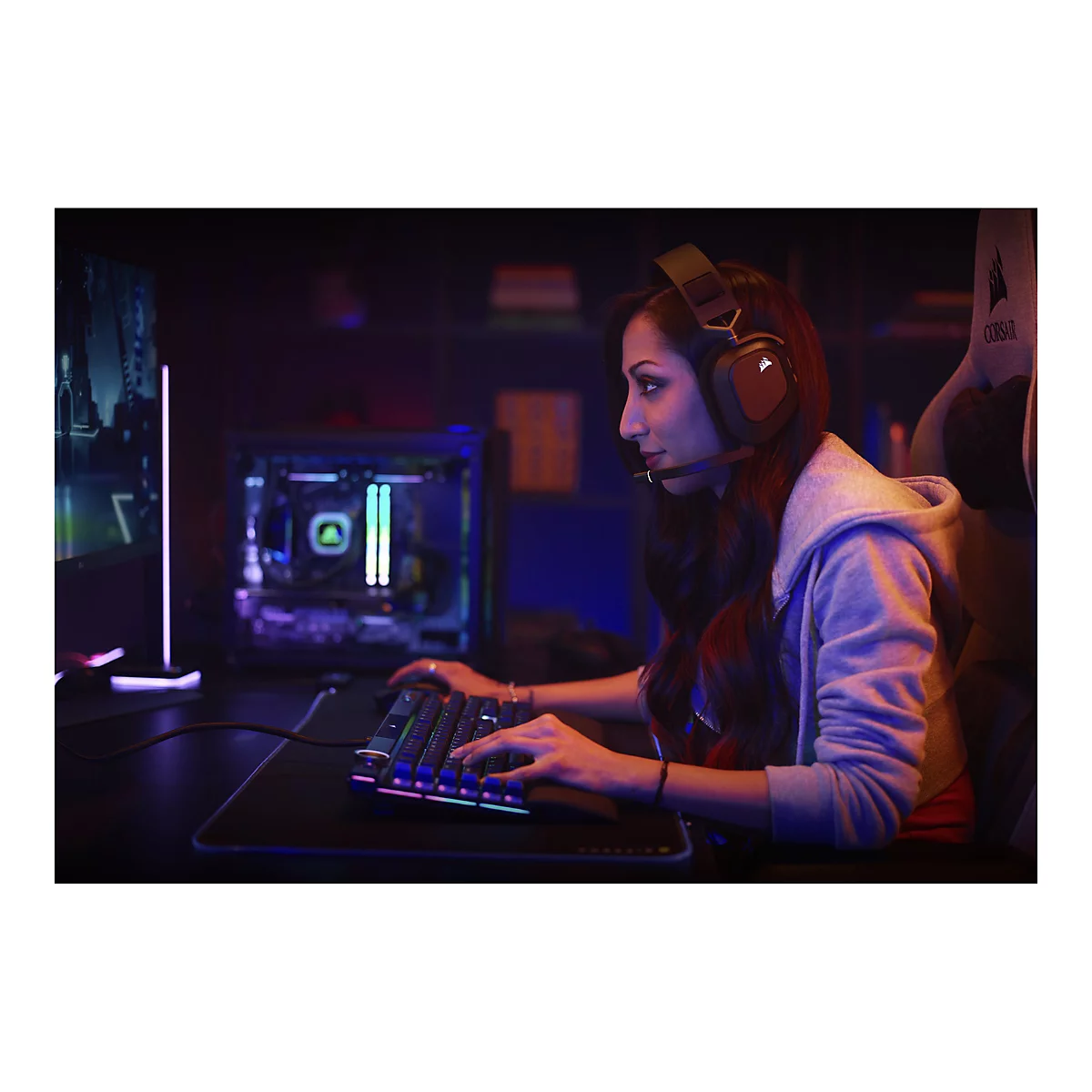 CORSAIR Gaming HS80 RGB - Headset - ohrumschließend - kabelgebunden - USB - Kohle