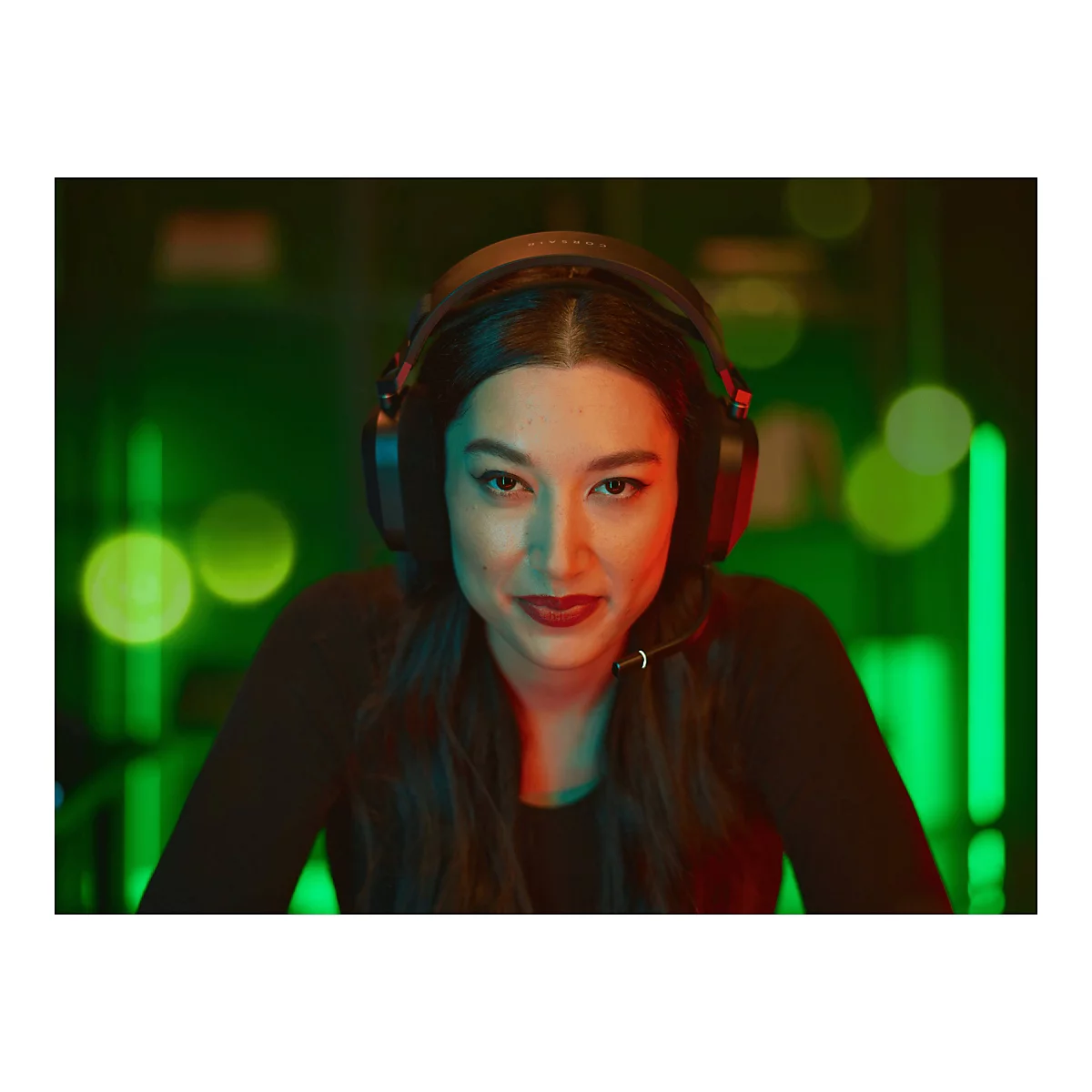 CORSAIR Gaming HS80 RGB - Headset - ohrumschließend - kabelgebunden - USB - Kohle