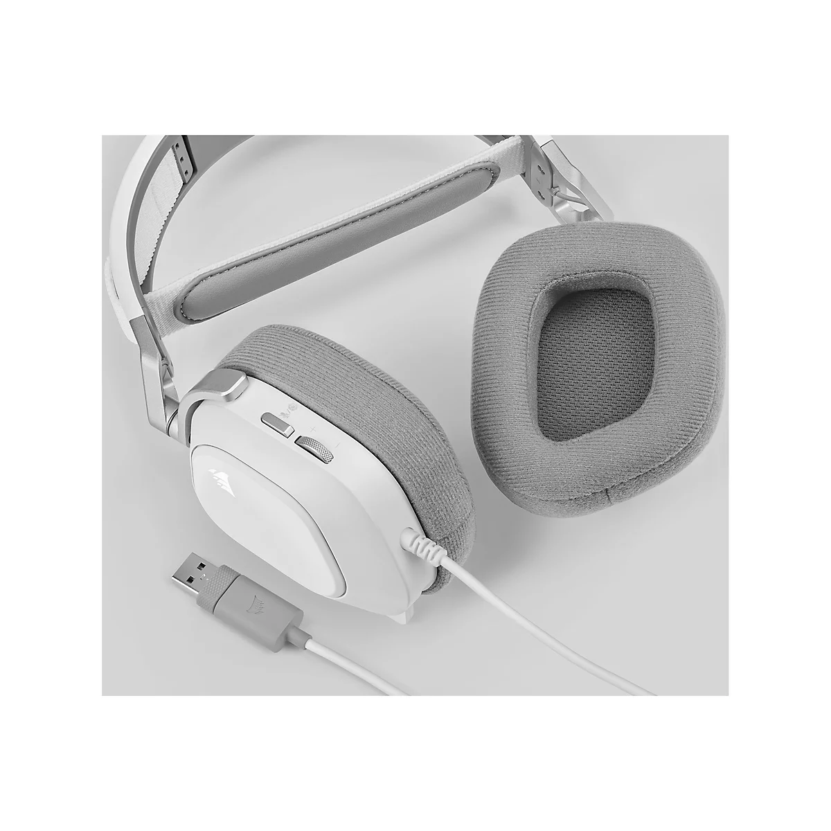 CORSAIR Gaming HS80 RGB - Headset - ohrumschließend - kabelgebunden - USB - weiß