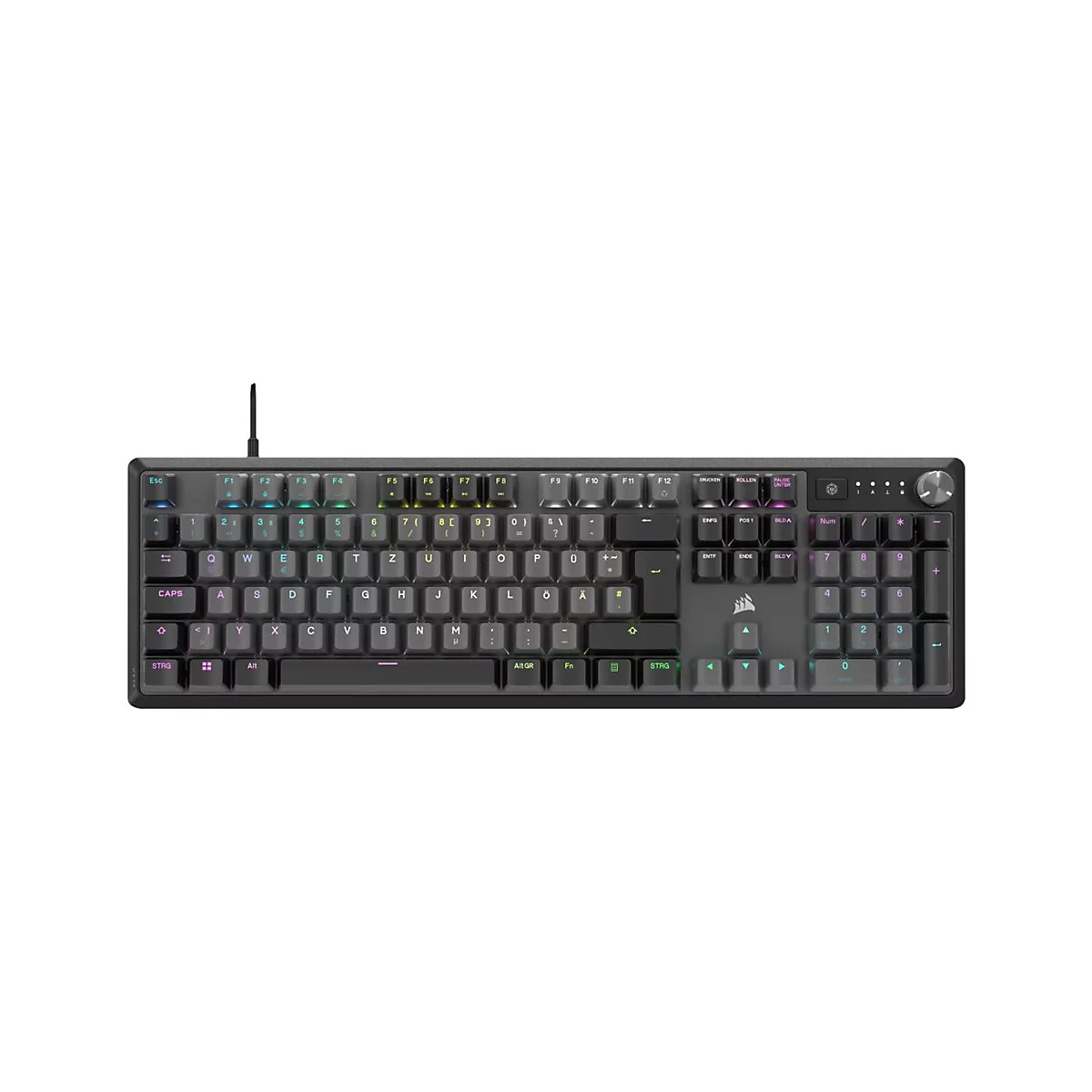 Schwarze mechanische Corsair Gaming-Tastatur mit RGB-Beleuchtung und deutschem QWERTZ-Layout auf weißem Hintergrund.